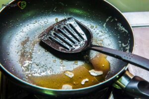 چگونه بوی روغن سرخ شده را بگیریم